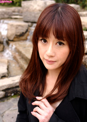 井上彩 Aya Inoue